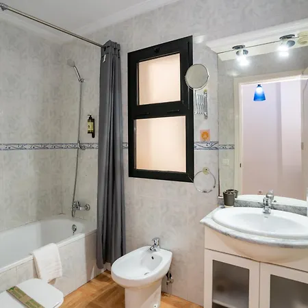 Malaga Centro Living Apartment Exterior photo